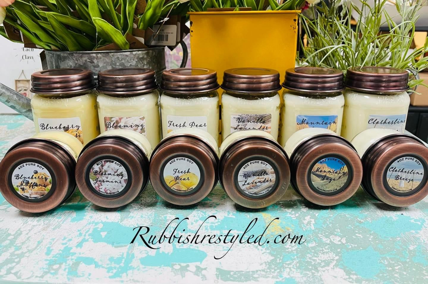 DIY Mason Jar Soy Candles »