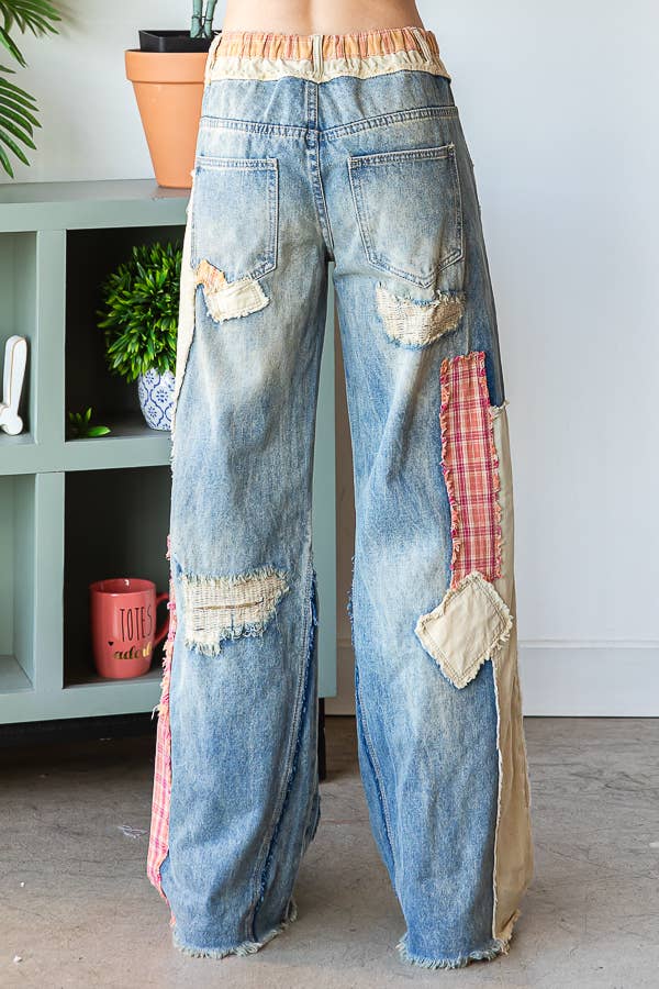 PATCH DETAIL WIDE STRAIGHT DENIM Pants