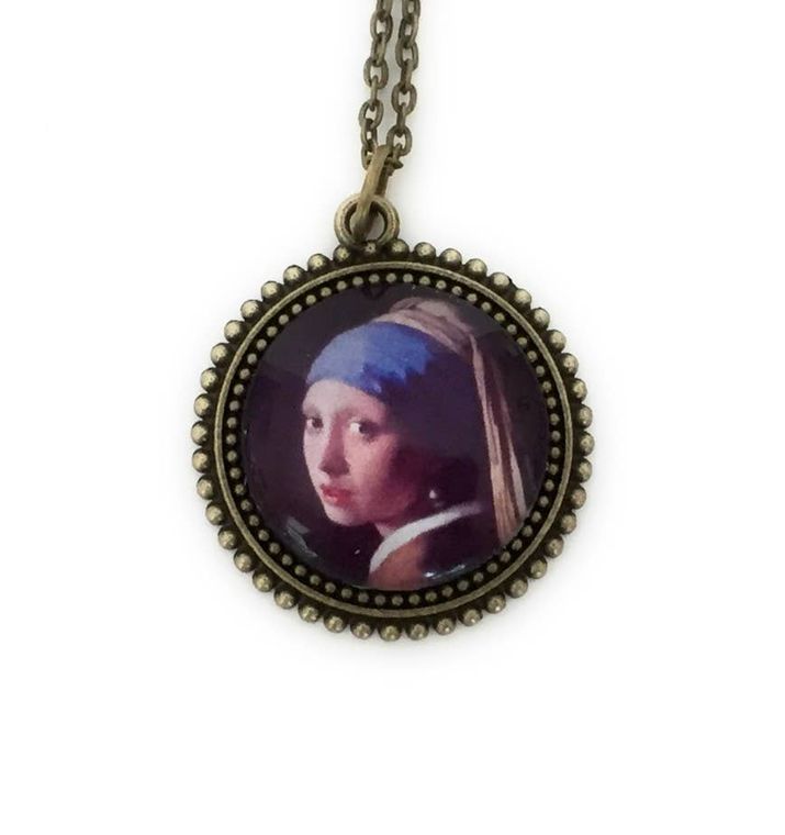 Classic Art Series - Girl with The Pearl Earring Necklace - Rubbish Restyled