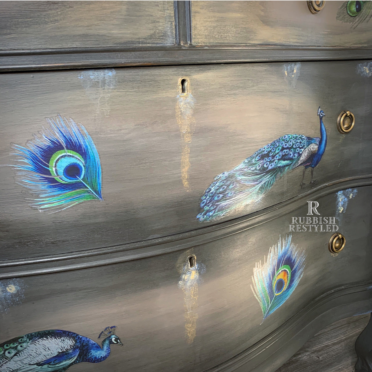 Tutorial How to paint furniture,  Peacock Dreams -learn to create this finish by blending and adding transfers.